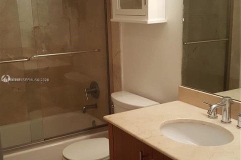 Condo in Bal Harbour, Florida, 2 bedrooms  № 2002762 - photo 12