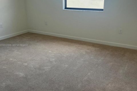 Townhouse in Homestead, Florida 3 bedrooms, 137.77 sq.m. № 2076079 - photo 6