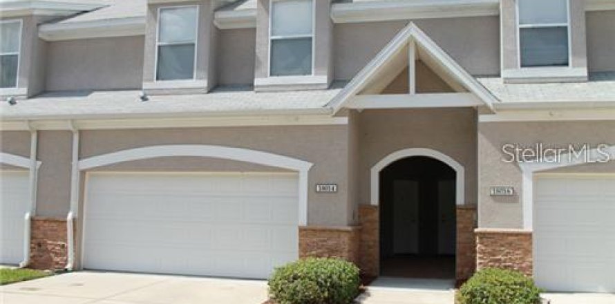 Adosado en Tampa, Florida 3 dormitorios, 161.28 m2 № 1898451