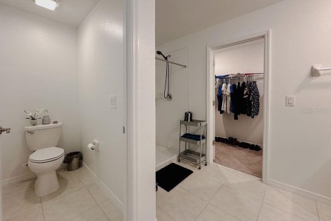 Casa en venta en Zephyrhills, Florida, 5 dormitorios, 205.78 m2 № 1743231 - foto 19