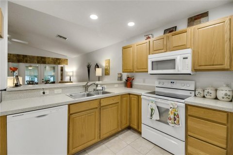 House in Leesburg, Florida 2 bedrooms, 112.6 sq.m. № 2223407 - photo 25