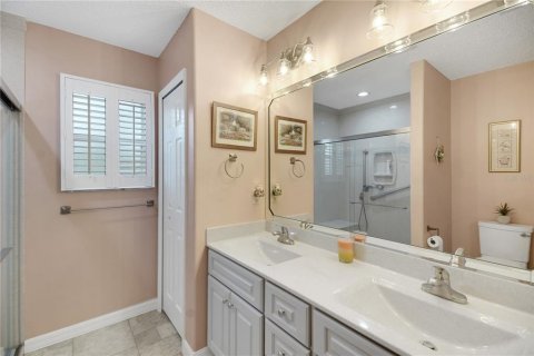 House in Leesburg, Florida 2 bedrooms, 112.6 sq.m. № 2223407 - photo 13