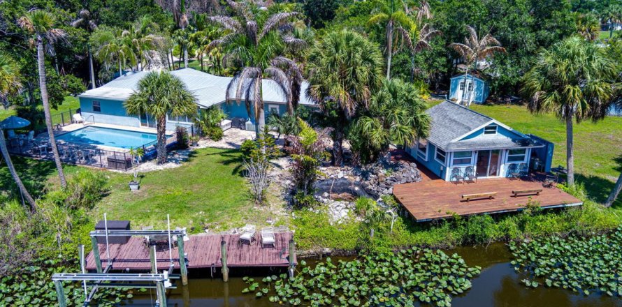 Casa en Port St. Lucie, Florida 3 dormitorios, 199.74 m2 № 2078341