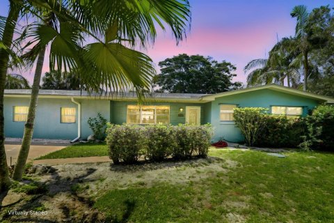 Casa en venta en Port St. Lucie, Florida, 3 dormitorios, 199.74 m2 № 2078341 - foto 3
