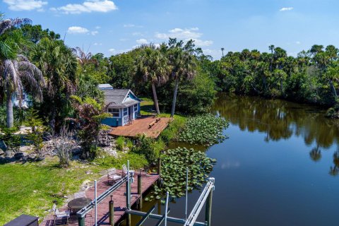 Casa en venta en Port St. Lucie, Florida, 3 dormitorios, 199.74 m2 № 2078341 - foto 2