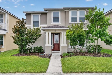 Casa en venta en Orlando, Florida, 3 dormitorios, 192.31 m2 № 2277410 - foto 2