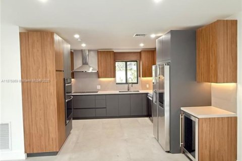 Villa ou maison à vendre à Miami, Floride: 3 chambres, 132.57 m2 № 1896146 - photo 8