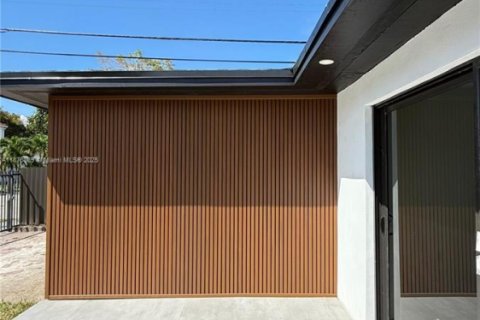 Villa ou maison à vendre à Miami, Floride: 3 chambres, 132.57 m2 № 1896146 - photo 5