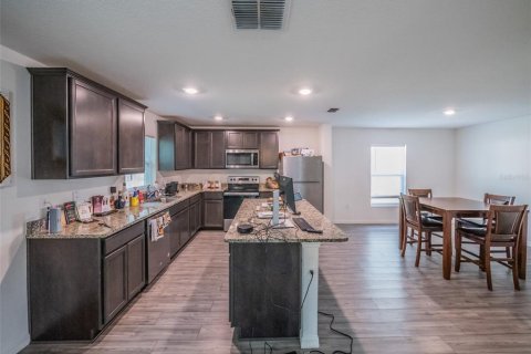 Villa ou maison à vendre à Tavares, Floride: 3 chambres, 159.42 m2 № 1915715 - photo 8