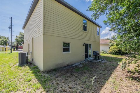 Villa ou maison à vendre à Tavares, Floride: 3 chambres, 159.42 m2 № 1915715 - photo 25