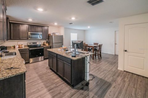 Villa ou maison à vendre à Tavares, Floride: 3 chambres, 159.42 m2 № 1915715 - photo 7
