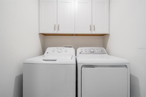 Townhouse in Land O' Lakes, Florida 2 bedrooms, 143.16 sq.m. № 1775043 - photo 18