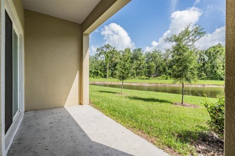 Townhouse in Land O' Lakes, Florida 2 bedrooms, 143.16 sq.m. № 1775043 - photo 29