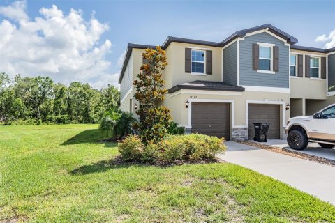 Touwnhouse à vendre à Land O' Lakes, Floride: 2 chambres, 143.16 m2 № 1775043 - photo 2