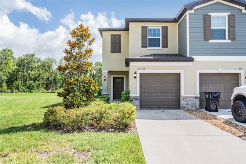 Adosado en venta en Land O' Lakes, Florida, 2 dormitorios, 143.16 m2 № 1775043 - foto 1