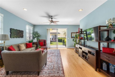 House in Davie, Florida 3 bedrooms, 158.31 sq.m. № 1766910 - photo 23