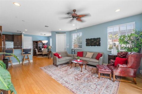 House in Davie, Florida 3 bedrooms, 158.31 sq.m. № 1766910 - photo 4