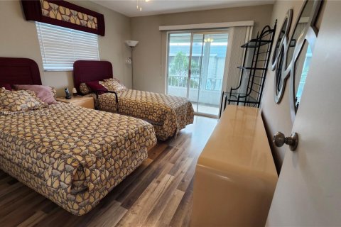 Condo in Delray Beach, Florida, 2 bedrooms  № 1964098 - photo 11