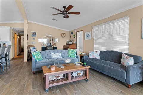House in Ormond Beach, Florida 3 bedrooms, 231.7 sq.m. № 1526374 - photo 25