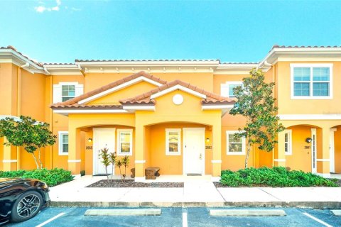 Adosado en venta en Kissimmee, Florida, 2 dormitorios, 125.42 m2 № 1911811 - foto 1