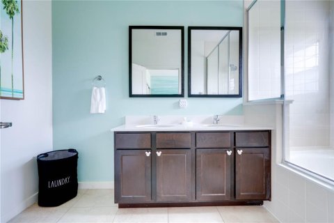 Adosado en venta en Kissimmee, Florida, 2 dormitorios, 125.42 m2 № 1911811 - foto 21