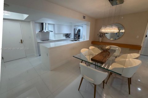 Купить кондоминиум в Майами-Бич, Флорида 2 спальни, 140.28м2, № 2003530 - фото 4