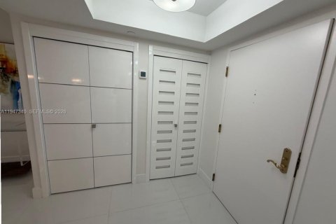 Купить кондоминиум в Майами-Бич, Флорида 2 спальни, 140.28м2, № 2003530 - фото 5