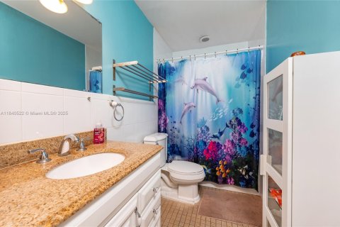 Casa en venta en Miami, Florida, 4 dormitorios, 158.31 m2 № 1829011 - foto 20