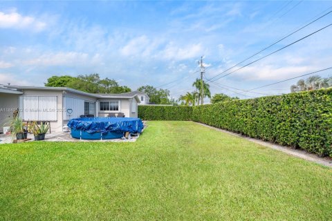Casa en venta en Miami, Florida, 4 dormitorios, 158.31 m2 № 1829011 - foto 5