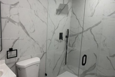 Appartement à louer à Miami Beach, Floride: 1 chambre, 812.52 m2 № 1976875 - photo 11