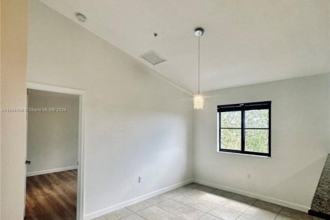 Купить кондоминиум в Катлер-Бей, Флорида 3 спальни, 117.43м2, № 1958991 - фото 6