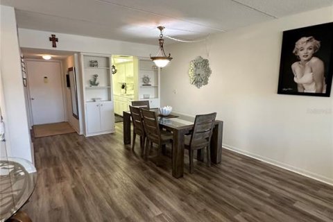 Condominio en alquiler en Longboat Key, Florida, 2 dormitorios, 98.66 m2 № 1564517 - foto 18