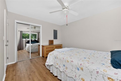 House in Port Charlotte, Florida 2 bedrooms, 101.54 sq.m. № 2223579 - photo 21