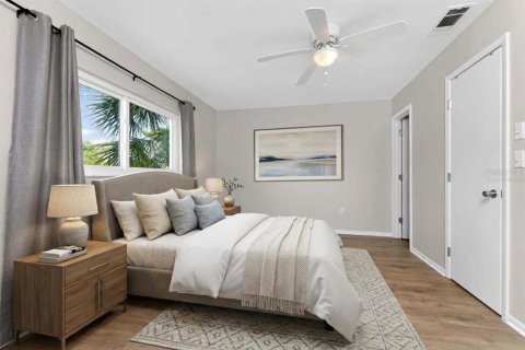 House in Port Charlotte, Florida 2 bedrooms, 101.54 sq.m. № 2223579 - photo 15