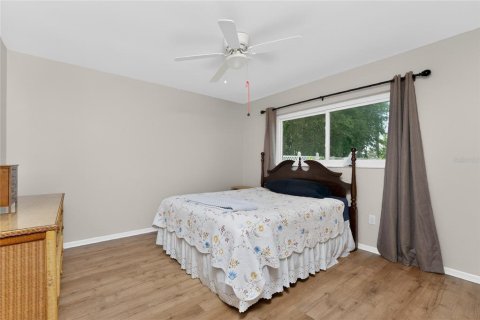 House in Port Charlotte, Florida 2 bedrooms, 101.54 sq.m. № 2223579 - photo 20