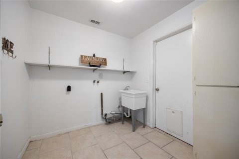 House in Dunedin, Florida 3 bedrooms, 202.43 sq.m. № 1883279 - photo 29