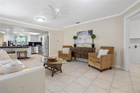 House in Dunedin, Florida 3 bedrooms, 202.43 sq.m. № 1883279 - photo 16