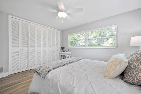 House in Dunedin, Florida 3 bedrooms, 202.43 sq.m. № 1883279 - photo 24