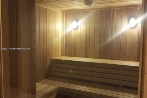 Copropriété à vendre à Doral, Floride: 1 chambre, 70.7 m2 № 1969127 - photo 23