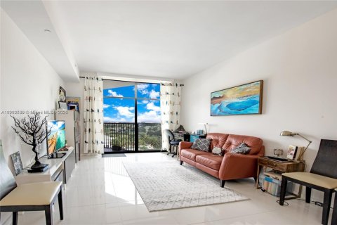 Copropriété à vendre à Doral, Floride: 1 chambre, 70.7 m2 № 1969127 - photo 6