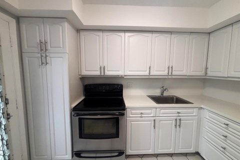Copropriété à louer à Lauderhill, Floride: 2 chambres, 110.46 m2 № 2188129 - photo 12