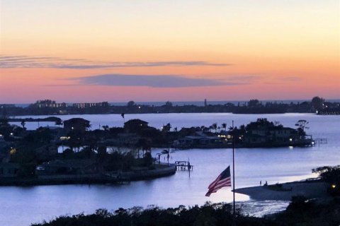 Copropriété à vendre à Belleair Bluffs, Floride: 1 chambre, 81.75 m2 № 1538647 - photo 2