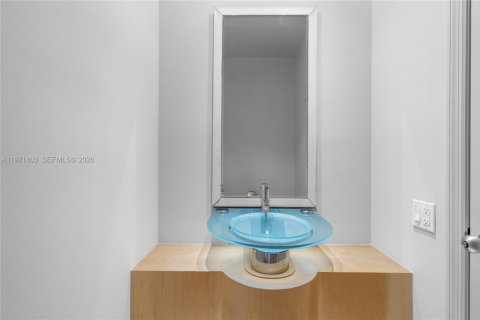 Condominio en venta en Miami, Florida, 2 dormitorios, 152.36 m2 № 2033020 - foto 21