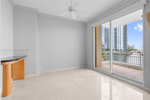 Condominio en venta en Miami, Florida, 2 dormitorios, 152.36 m2 № 2033020 - foto 7