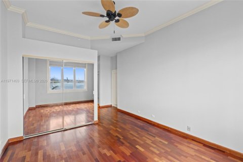 Condominio en venta en Miami, Florida, 2 dormitorios, 152.36 m2 № 2033020 - foto 2