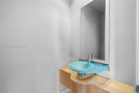 Condominio en venta en Miami, Florida, 2 dormitorios, 152.36 m2 № 2033020 - foto 20