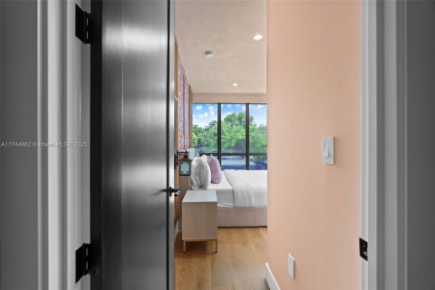 Купить виллу или дом в Майами, Флорида 3 спальни, 161.65м2, № 1985571 - фото 27