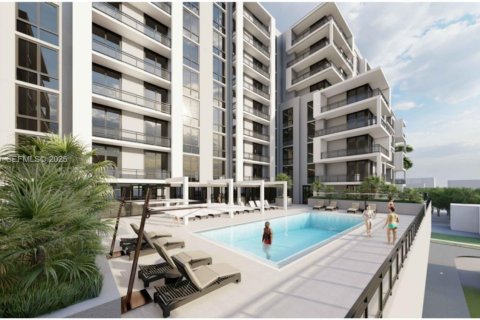 Propiedad comercial en venta en Miami, Florida № 1983654 - foto 6