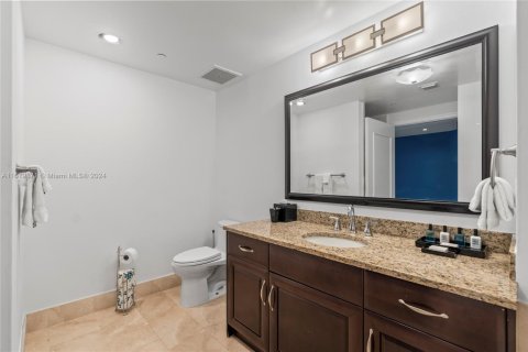 Condo in Miami Beach, Florida  № 1710471 - photo 19