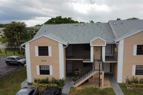 Снять в аренду кондоминиум в Хомстед, Флорида 3 спальни, 111.02м2, № 1968602 - фото 27